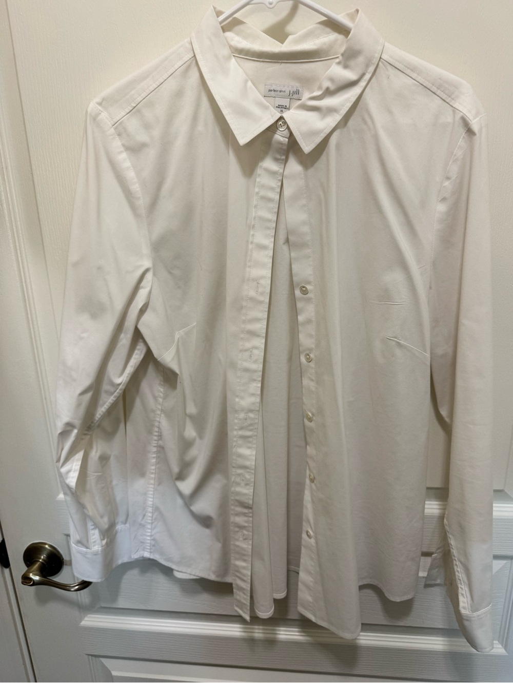 J. Jill White Long-Sleeve Button-Down Blouse
